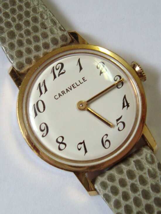 Caravelle Accessories - VINTAGE LADY WIND UP CARAVELLE ,RUN GREAT